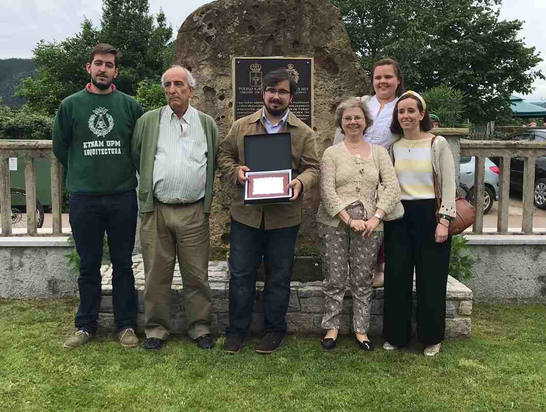 Villaviciosa noticias | Pueblos y Comarca | Fotos. Merecidos homenajes en  Poreñu en la cel