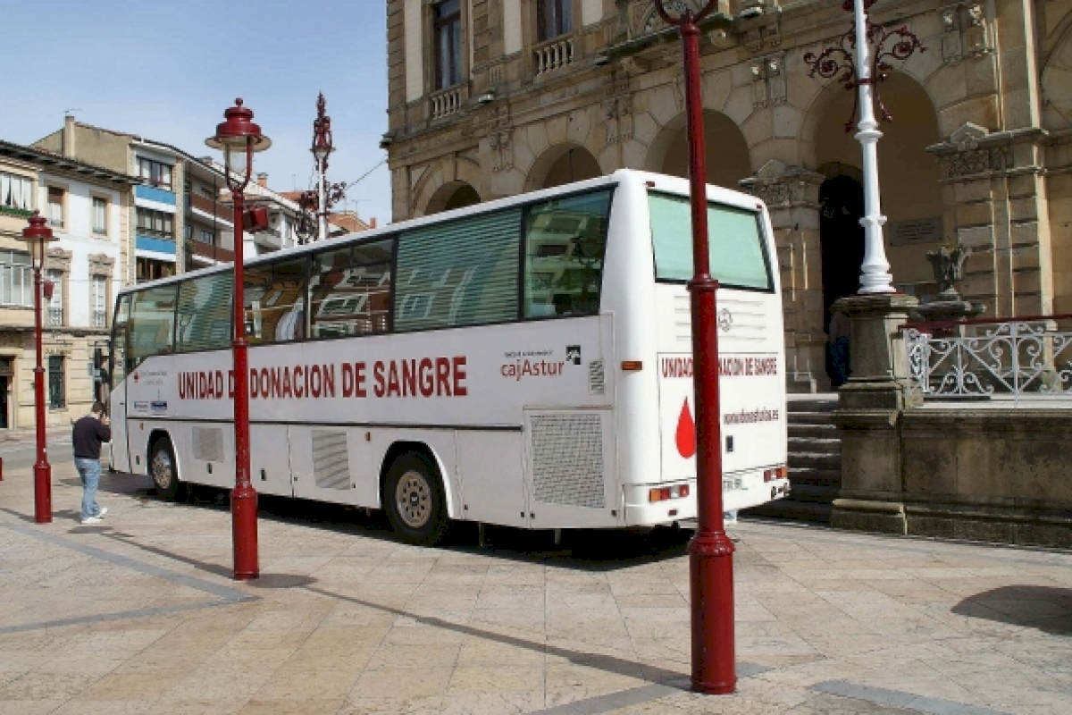 cruz roja autobus 13.jpg